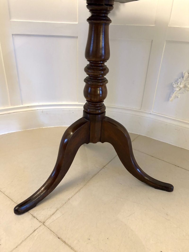 Antique George III Quality Plum Pudding Mahogany Circular Lamp Table - Image 8